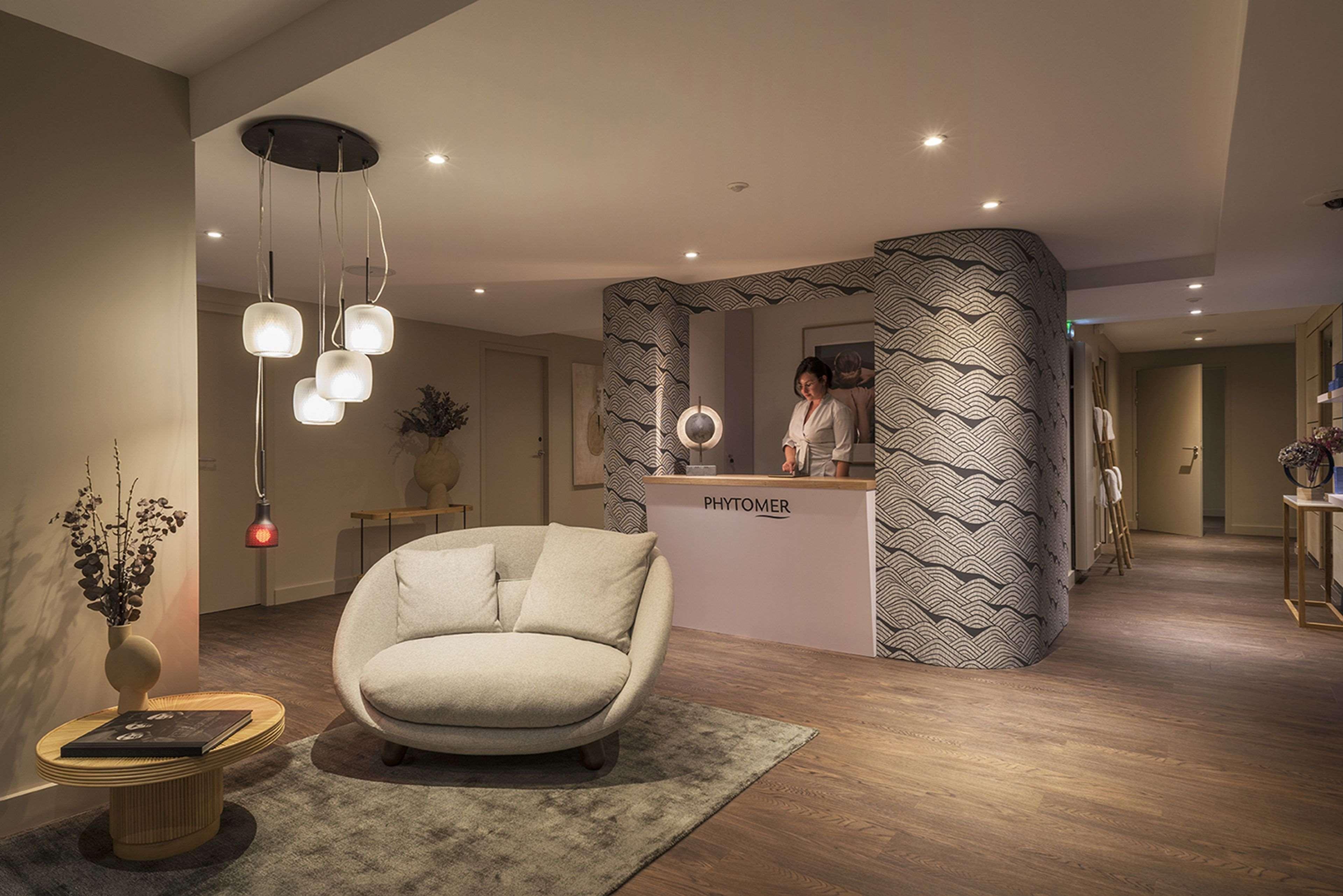 Golden Tulip Saint Malo- Le Grand Be Hotel Екстериор снимка